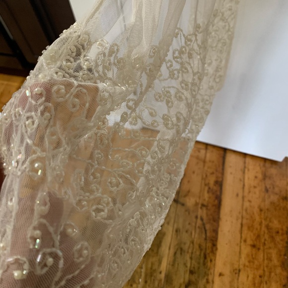 Jé Matadi Dress With Matching Shah - Picture 6 of 6